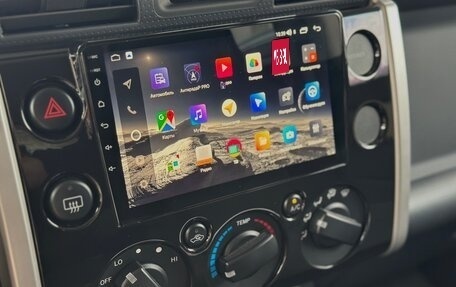 Toyota FJ Cruiser, 2022 год, 6 400 000 рублей, 8 фотография