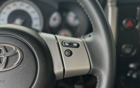 Toyota FJ Cruiser, 2022 год, 6 400 000 рублей, 25 фотография