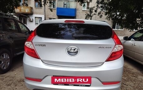 Hyundai Solaris II рестайлинг, 2015 год, 870 000 рублей, 2 фотография