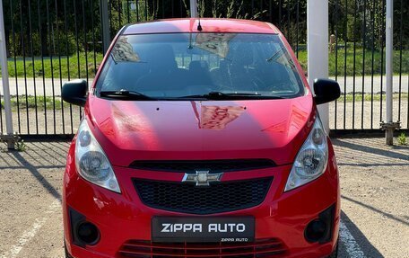 Chevrolet Spark III, 2012 год, 569 000 рублей, 2 фотография