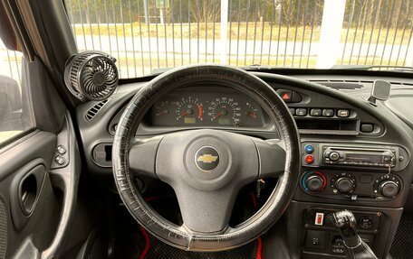 Chevrolet Niva I рестайлинг, 2015 год, 759 000 рублей, 11 фотография