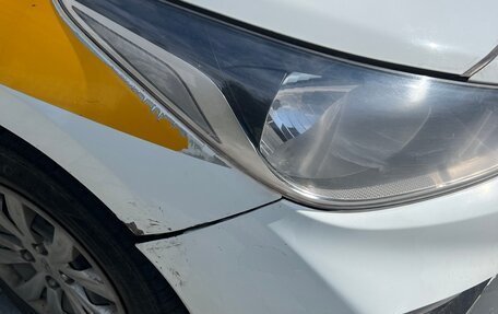 Hyundai Solaris II рестайлинг, 2018 год, 600 000 рублей, 12 фотография