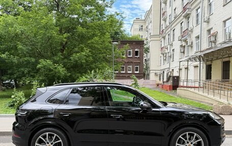 Porsche Cayenne III, 2024 год, 12 990 000 рублей, 2 фотография