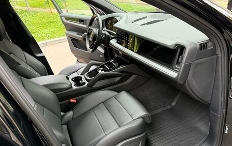 Porsche Cayenne III, 2024 год, 12 990 000 рублей, 19 фотография
