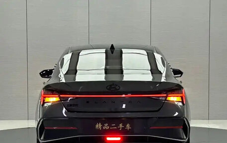 Hyundai Elantra, 2022 год, 1 099 999 рублей, 3 фотография