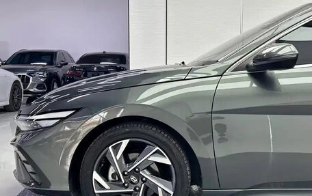 Hyundai Elantra, 2022 год, 1 099 999 рублей, 8 фотография
