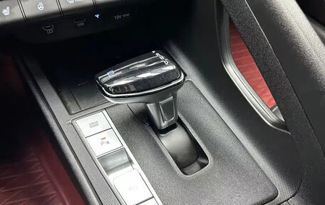 Hyundai Elantra, 2022 год, 1 099 999 рублей, 14 фотография