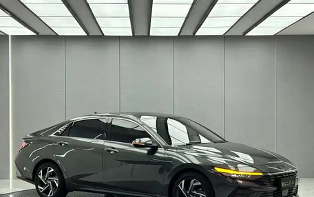 Hyundai Elantra, 2022 год, 1 099 999 рублей, 6 фотография
