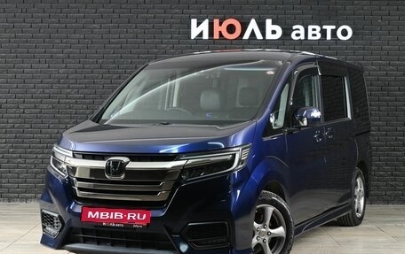 Honda Stepwgn IV, 2019 год, 2 350 000 рублей, 1 фотография