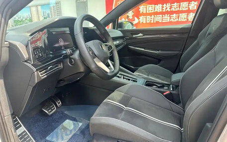 Volkswagen Golf VIII, 2023 год, 1 430 000 рублей, 4 фотография