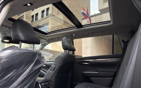 Toyota Highlander, 2026 год, 5 050 000 рублей, 20 фотография