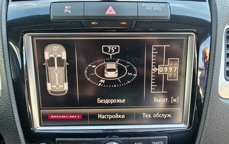 Volkswagen Touareg III, 2011 год, 1 850 000 рублей, 22 фотография