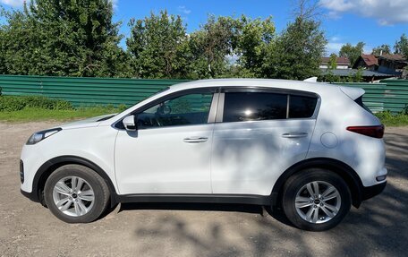 KIA Sportage IV рестайлинг, 2017 год, 2 200 000 рублей, 2 фотография