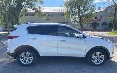 KIA Sportage IV рестайлинг, 2017 год, 2 200 000 рублей, 6 фотография