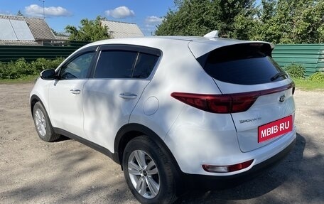 KIA Sportage IV рестайлинг, 2017 год, 2 200 000 рублей, 3 фотография