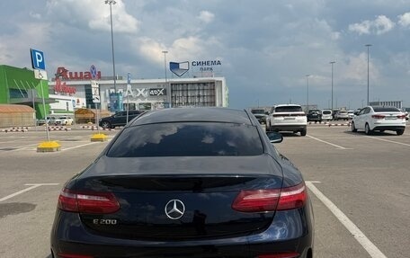 Mercedes-Benz E-Класс, 2017 год, 2 900 000 рублей, 4 фотография
