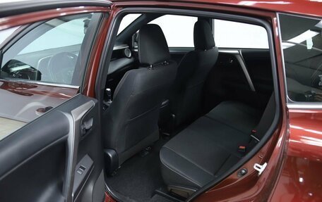 Toyota RAV4, 2019 год, 2 770 000 рублей, 15 фотография