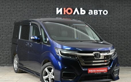 Honda Stepwgn IV, 2019 год, 2 350 000 рублей, 3 фотография