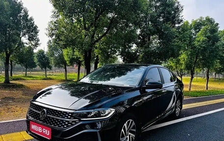 Volkswagen Lavida, 2023 год, 1 200 000 рублей, 1 фотография