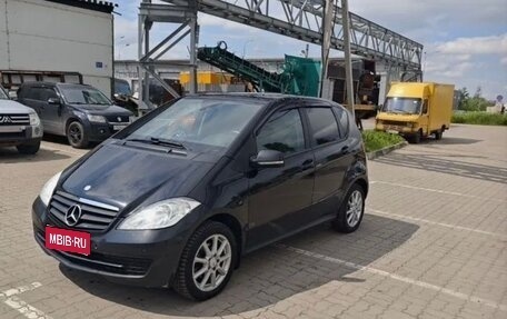 Mercedes-Benz A-Класс, 2011 год, 600 000 рублей, 1 фотография