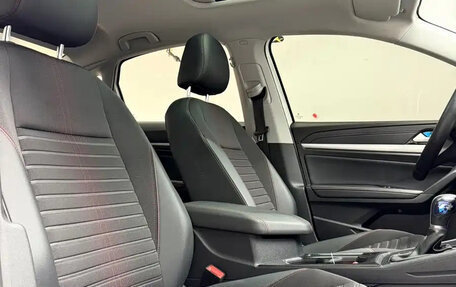 Volkswagen Lavida, 2023 год, 1 200 000 рублей, 12 фотография