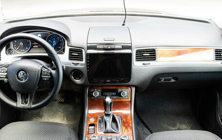 Volkswagen Touareg III, 2011 год, 1 749 000 рублей, 5 фотография