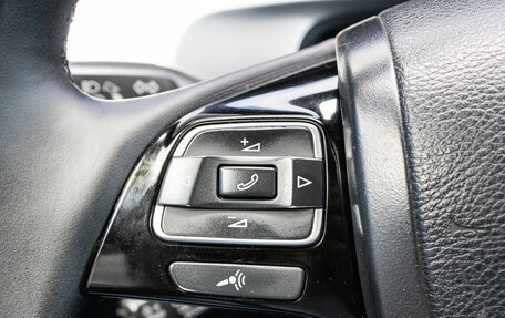 Volkswagen Touareg III, 2011 год, 1 749 000 рублей, 16 фотография