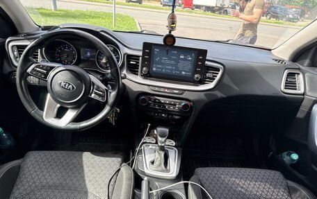 KIA cee'd III, 2021 год, 2 000 000 рублей, 5 фотография