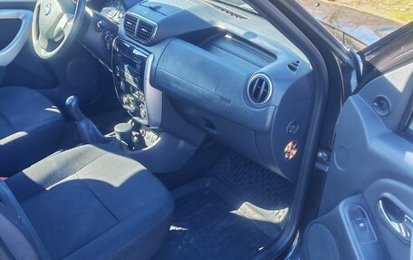 Nissan Terrano III, 2015 год, 900 000 рублей, 6 фотография