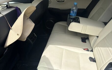 Lexus NX I, 2017 год, 2 500 000 рублей, 6 фотография