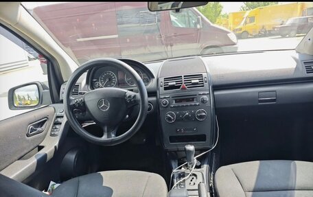 Mercedes-Benz A-Класс, 2011 год, 600 000 рублей, 7 фотография