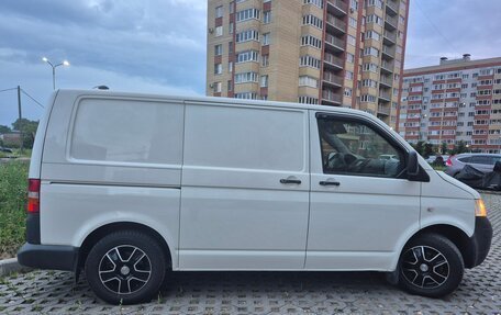 Volkswagen Transporter T5 рестайлинг, 2009 год, 1 300 000 рублей, 2 фотография