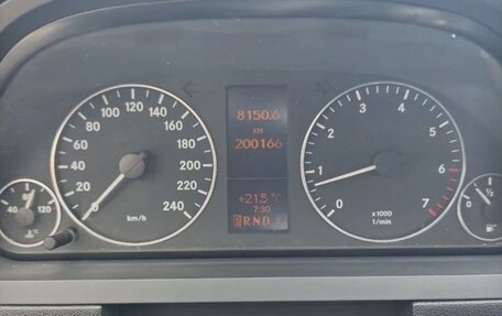 Mercedes-Benz A-Класс, 2011 год, 600 000 рублей, 11 фотография