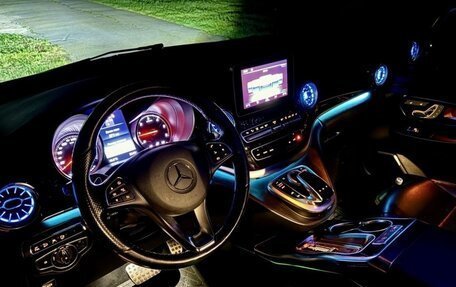 Mercedes-Benz V-Класс, 2016 год, 4 500 000 рублей, 15 фотография