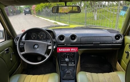 Mercedes-Benz W123, 1980 год, 200 000 рублей, 3 фотография