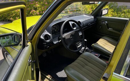 Mercedes-Benz W123, 1980 год, 200 000 рублей, 11 фотография