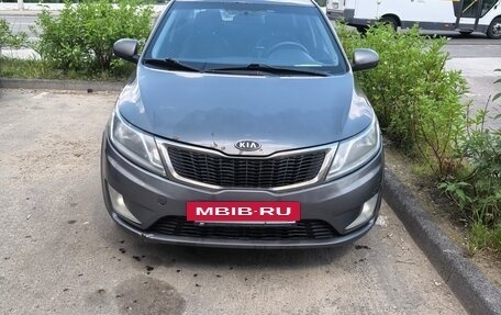 KIA Rio III рестайлинг, 2011 год, 670 000 рублей, 2 фотография