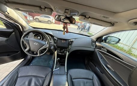 Hyundai Sonata VI, 2012 год, 1 000 000 рублей, 8 фотография