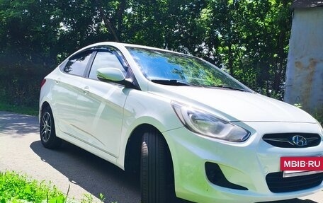 Hyundai Solaris II рестайлинг, 2013 год, 875 000 рублей, 4 фотография