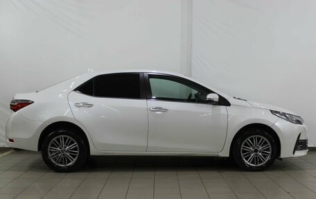 Toyota Corolla, 2018 год, 1 750 000 рублей, 6 фотография