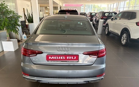 Audi A4, 2018 год, 2 950 000 рублей, 5 фотография