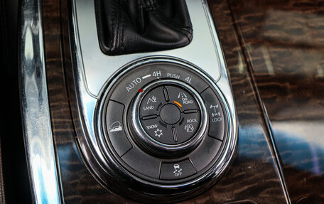 Nissan Patrol, 2010 год, 2 100 000 рублей, 24 фотография