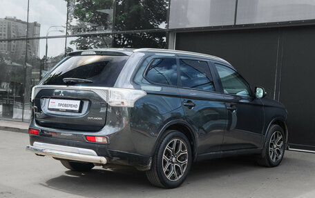 Mitsubishi Outlander III рестайлинг 3, 2014 год, 1 330 000 рублей, 4 фотография