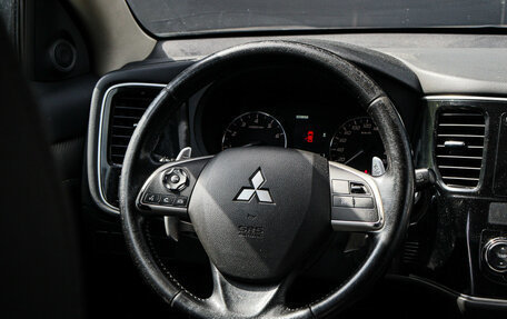 Mitsubishi Outlander III рестайлинг 3, 2014 год, 1 330 000 рублей, 12 фотография