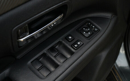 Mitsubishi Outlander III рестайлинг 3, 2014 год, 1 330 000 рублей, 15 фотография