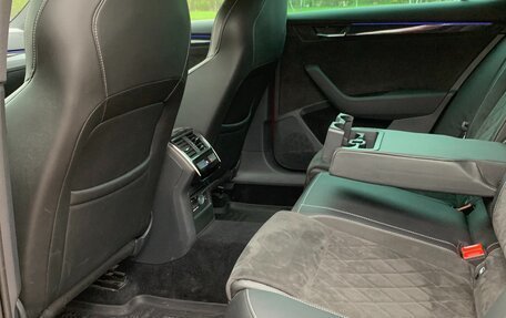 Skoda Superb III рестайлинг, 2016 год, 3 050 000 рублей, 17 фотография