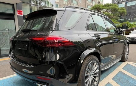 Mercedes-Benz GLE, 2026 год, 13 440 000 рублей, 2 фотография