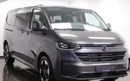 Volkswagen Caravelle, 2025 год, 12 500 000 рублей, 2 фотография