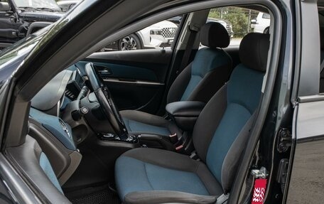 Chevrolet Cruze II, 2012 год, 900 000 рублей, 10 фотография