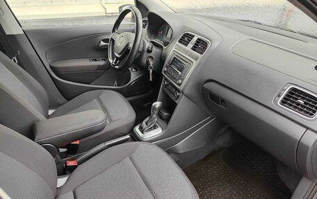 Volkswagen Polo VI (EU Market), 2015 год, 915 000 рублей, 9 фотография